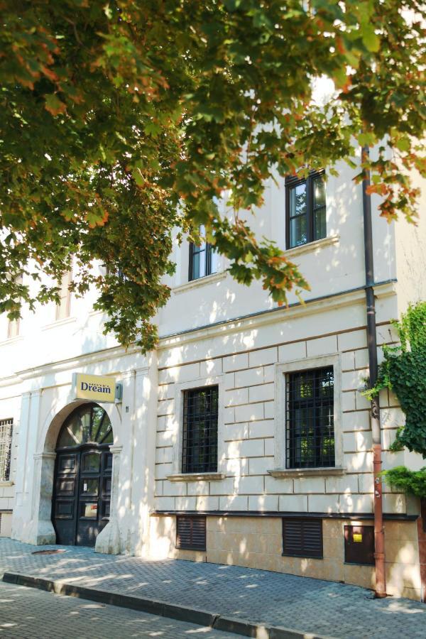 Hotel Dream Trnava Exterior photo